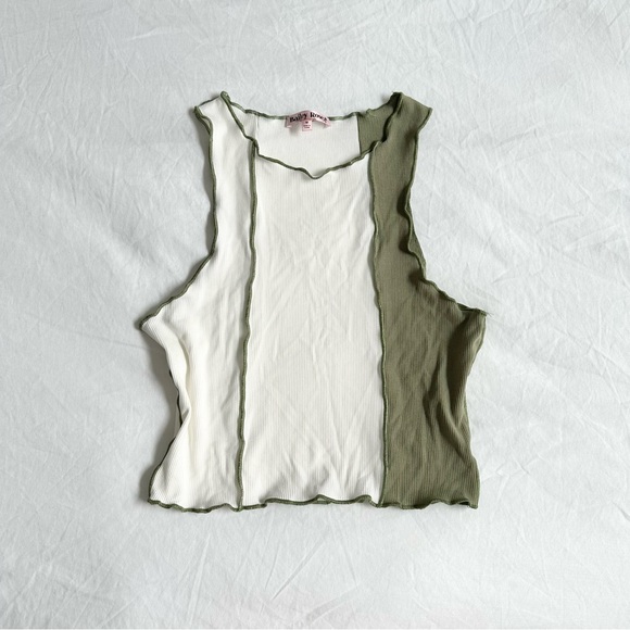 y2k stitch top🤍 - Picture 1 of 2